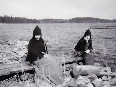 nunnat-antonina-ja-antonia_orig